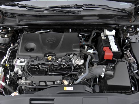 Used 2024 Toyota Camry LE image 41