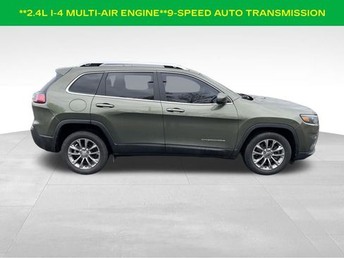 Used 2019 Jeep Cherokee Latitude Plus FWD image 6