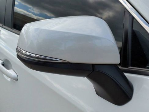 Used 2025 Toyota RAV4 XLE Premium image 11