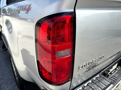 Used 2016 Chevrolet Colorado LT w/ LT Convenience Package image 41