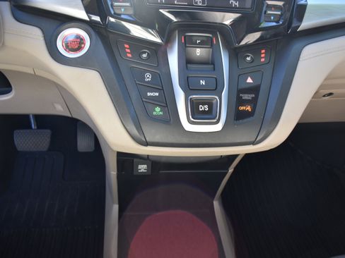 Certified 2020 Honda Odyssey EX image 21
