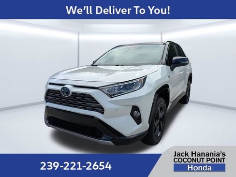 Used 2020 Toyota RAV4 XSE AWD/4WD image 8
