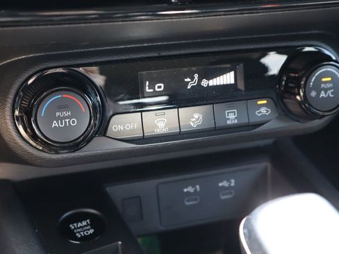 Used 2026 Nissan Kicks SV FWD image 22