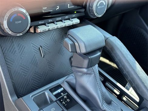 Used 2025 Toyota 4Runner SR5 image 21