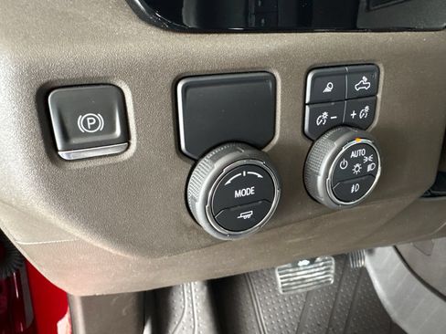 Used 2024 Chevrolet Silverado 1500 LTZ w/ LTZ Convenience Package II RWD image 13