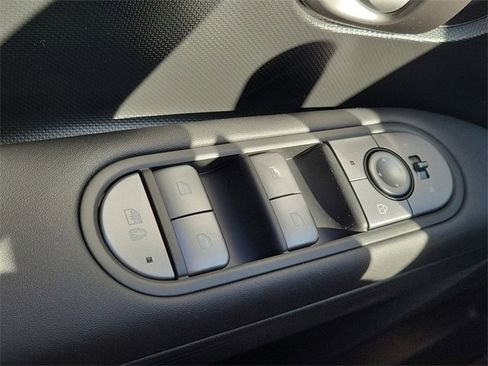 New 2026 Hyundai Ioniq 5 SE image 17