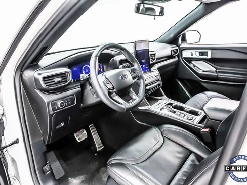 Used 2020 Ford Explorer ST w/ ST Street Pack image 28