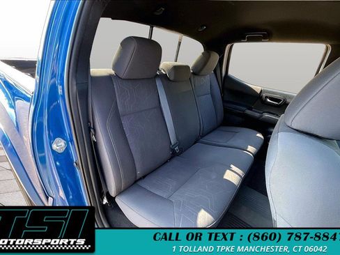 Used 2017 Toyota Tacoma TRD Sport w/ Tow Package (A/T) AWD/4WD image 27