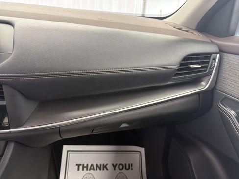 Used 2023 Nissan Rogue SV image 14