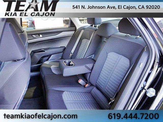 New 2026 Kia K5 LXS FWD image 18