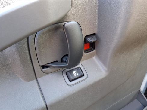 New 2024 Chevrolet Express 3500 w/ Power Convenience Package image 19