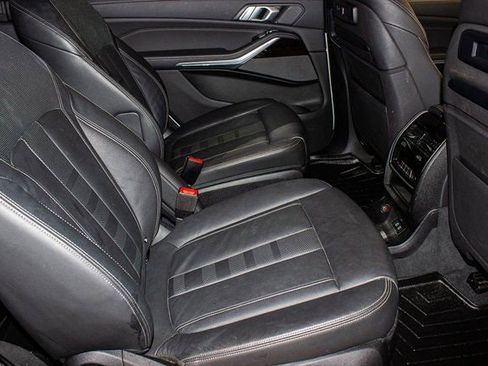 Used 2019 BMW X7 xDrive50i w/ Executive Package image 12