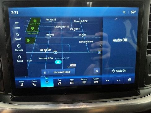 Used 2021 Ford F150 Lariat w/ Equipment Group 502A High AWD/4WD image 21
