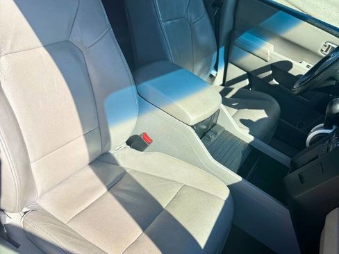 Used 2011 Honda Pilot EX-L image 18