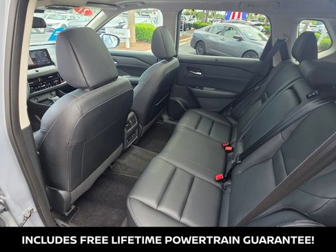Certified 2024 Nissan Rogue SL w/ SL Premium Package AWD/4WD image 17