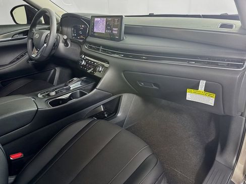 Certified 2026 INFINITI QX60 Luxe w/ Cargo Package image 39