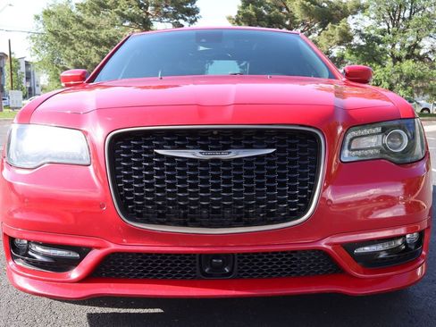 Used 2017 Chrysler 300 S w/ Safetytec Group II AWD/4WD image 13