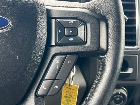 Used 2016 Ford F150 XLT w/ Equipment Group 302A Luxury image 28