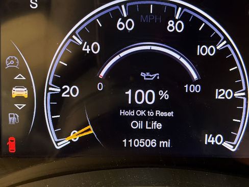 Used 2019 Jeep Grand Cherokee Limited w/ Luxury Group II AWD/4WD image 13