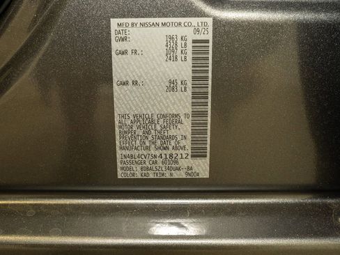 New 2025 Nissan Altima 2.5 SR w/ SR Premium Package image 21