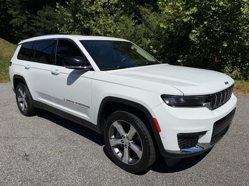 Used 2021 Jeep Grand Cherokee L Limited w/ Luxury Tech Group II AWD/4WD image 4