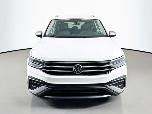 Used 2024 Volkswagen Tiguan Wolfsburg Edition AWD/4WD image 2