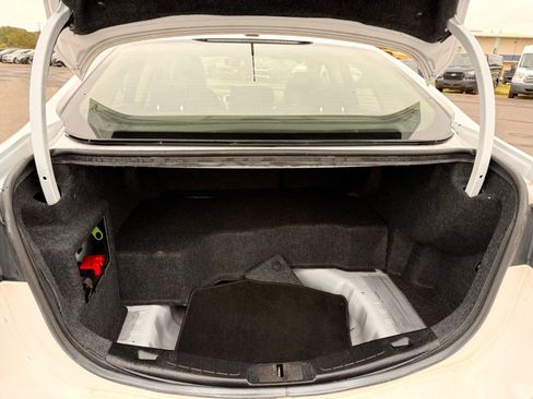 Used 2018 Ford Fusion SE w/ Equipment Group 602A FWD image 39