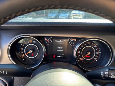 Used 2022 Jeep Wrangler Unlimited Willys image 19