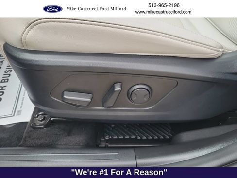 Used 2025 Hyundai Tucson Limited AWD/4WD image 19