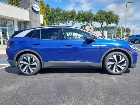 Used 2022 Volkswagen ID.4 Pro S image 5