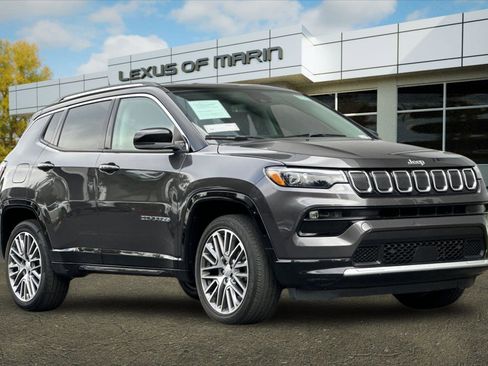 Used 2022 Jeep Compass Limited w/ Elite Group image 6