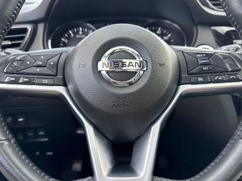 Used 2017 Nissan Rogue SL w/ SL Premium Package AWD/4WD image 25