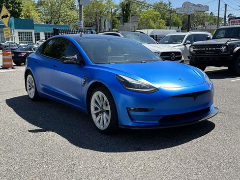 Used 2021 Tesla Model 3 Standard Range Plus RWD image 1