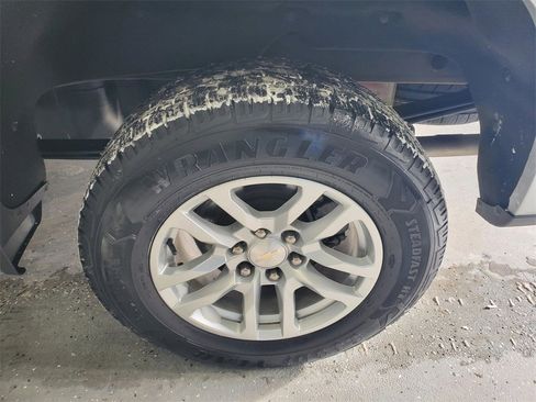 Used 2020 Chevrolet Silverado 1500 LT w/ All-Star Edition image 29