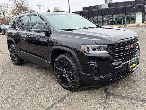 Used 2023 GMC Acadia SLE w/ Driver Convenience Package image 6