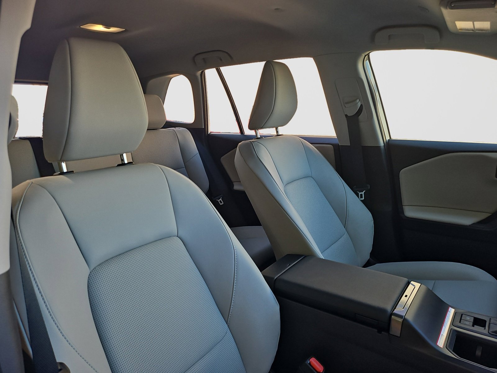 Used 2026 Toyota RAV4 XLE Premium w/ Weather Package FWD image 16