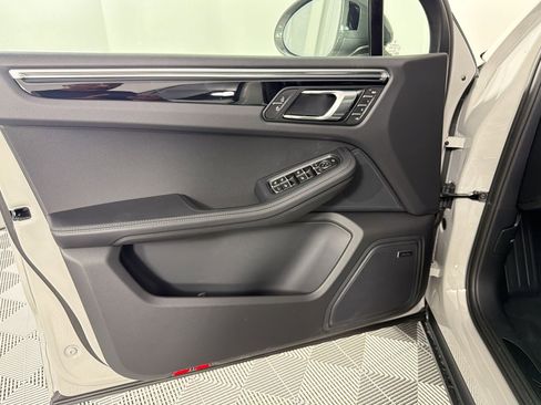 New 2026 Porsche Macan Turbo AWD/4WD image 14