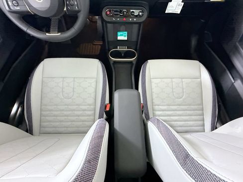New 2026 MINI Cooper 2-Door Hardtop FWD image 16