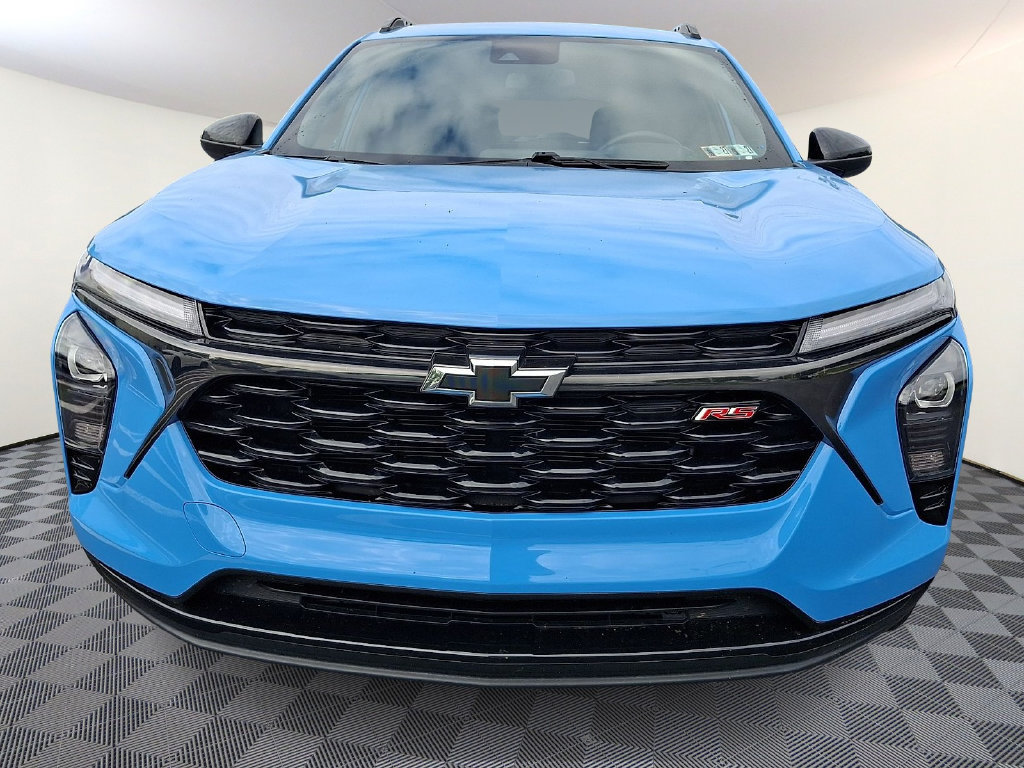 Used 2024 Chevrolet Trax RS w/ Driver Confidence Package FWD image 5