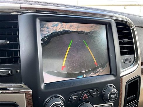 Used 2015 RAM 2500 Laramie w/ Convenience Group image 25