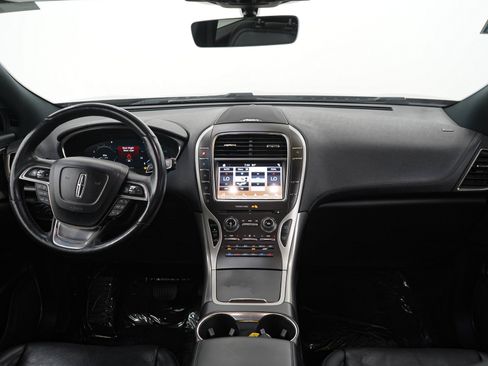 Used 2019 Lincoln Nautilus Reserve AWD/4WD image 13
