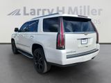 Used 2017 Cadillac Escalade Luxury image 4