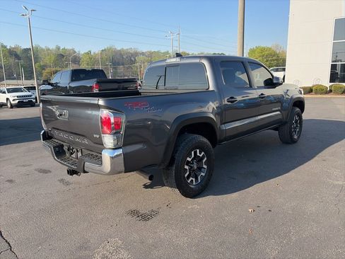 Used 2023 Toyota Tacoma TRD Off-Road image 7