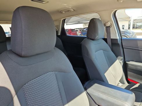 Used 2023 Kia Sportage LX FWD image 18