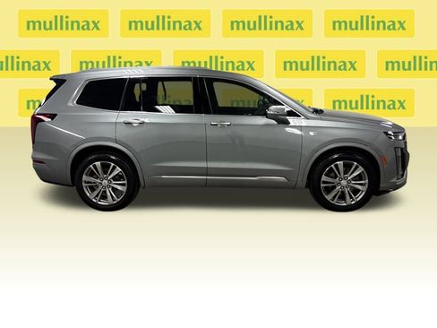 Used 2023 Cadillac XT6 Premium Luxury w/ Technology Package image 32