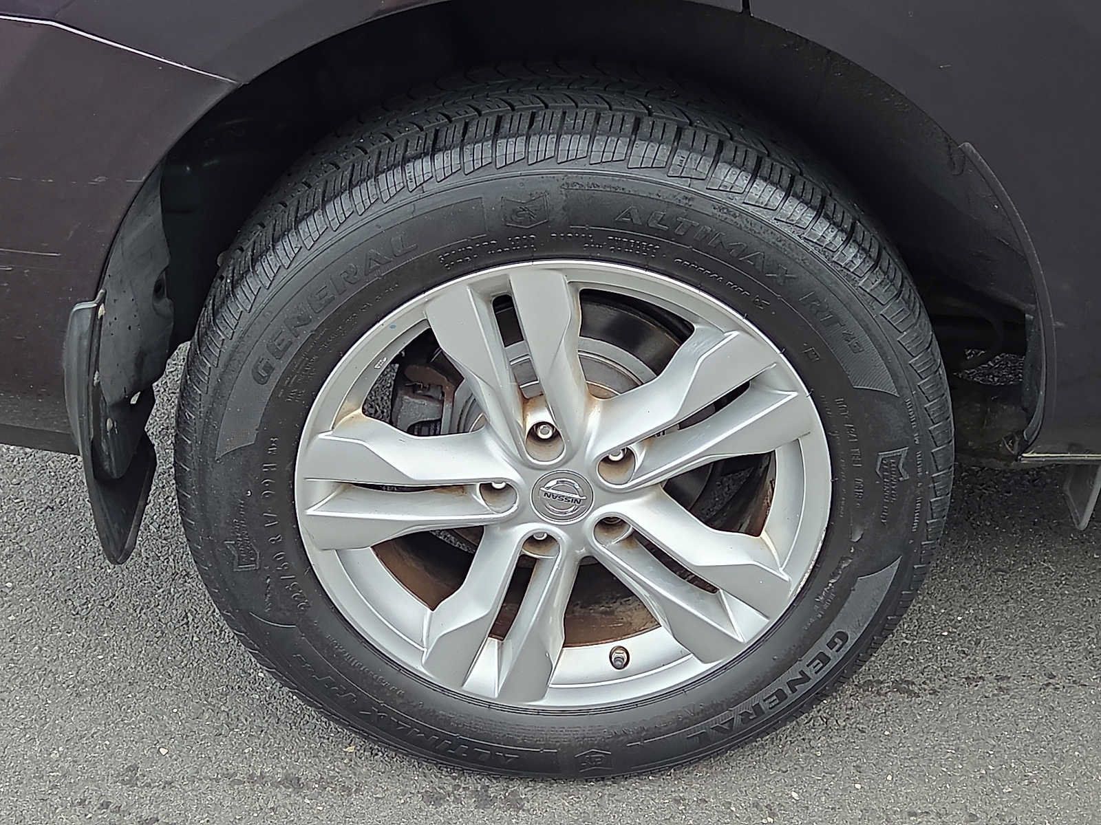 Used 2013 Nissan Rogue SV AWD/4WD image 29