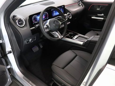 Certified 2025 Mercedes-Benz GLA 250 4MATIC image 20