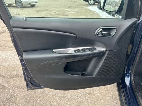 Used 2017 Dodge Journey SE image 14