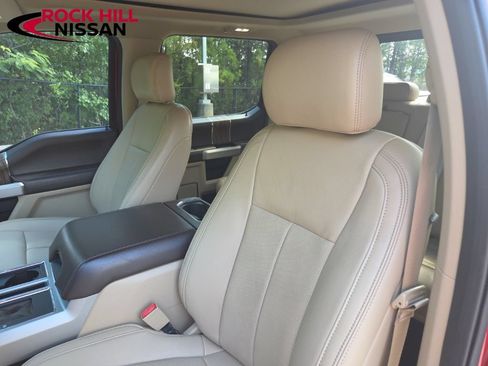 Used 2019 Ford F150 Lariat w/ Equipment Group 502A Luxury AWD/4WD image 15