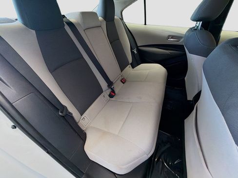 Used 2021 Toyota Corolla LE w/ Carpet Mat Package (TMS) FWD image 14
